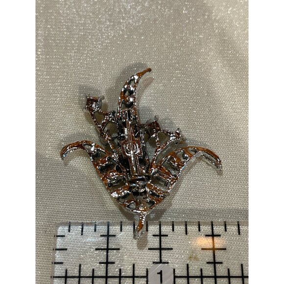 Silvertone Rhinestones Floral Motif Lily Brooch 2”x1.5” - Picture 3 of 4